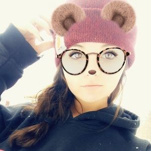 Meet your Posher, Reagan